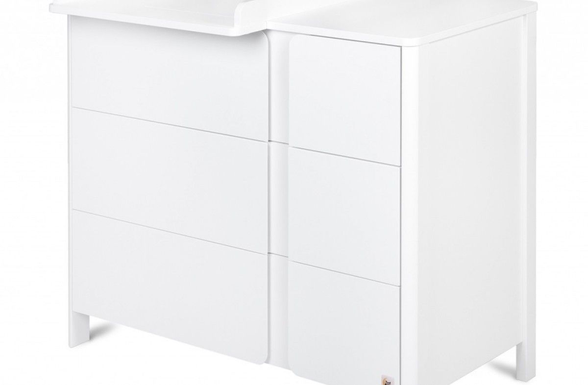  WHITE YappyMove cot and YappyClassic dresser