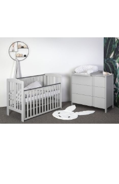 LIGHT GREY YappyQu baby cot and YappyClassic dresser