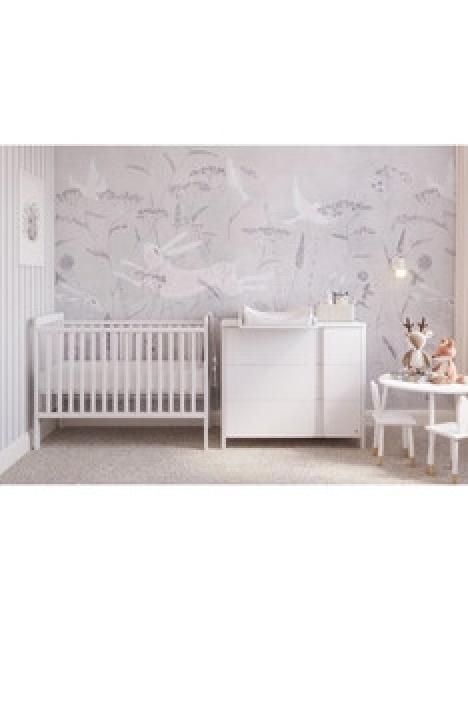 WHITE YappyUno baby cot and YappyClassic dresser