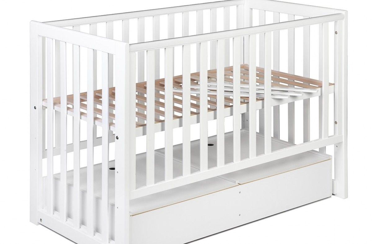  WHITE YappyDue cot and YappyClassic dresser