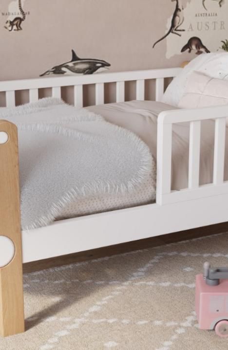 WHITE YappyÉtude toddler bed, dresser and wardrobe