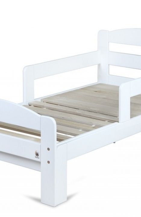 WHITE YappyGrow toddler bed extendable and YappyClassic dresser